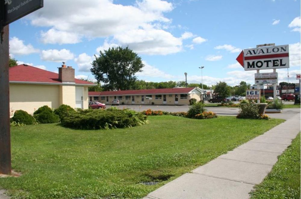 Avalon Motel Belleville Kültér fotó